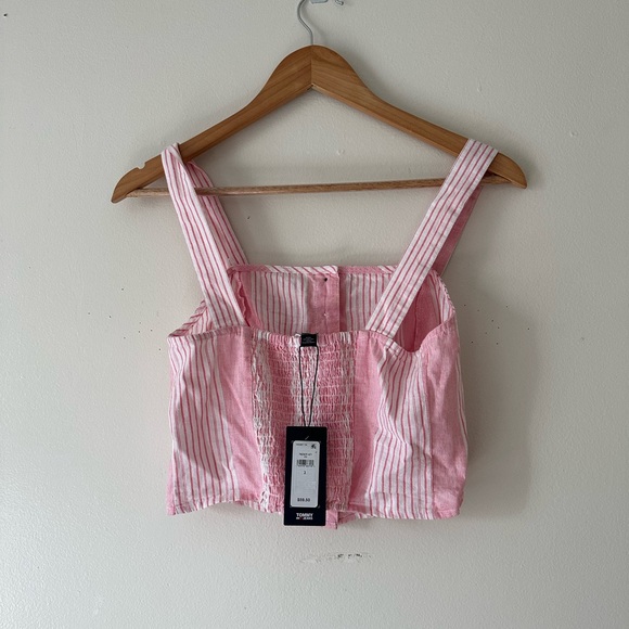 Tommy Hilfiger Stripped Pink and white Sleeveless Crop Top - Picture 2 of 6